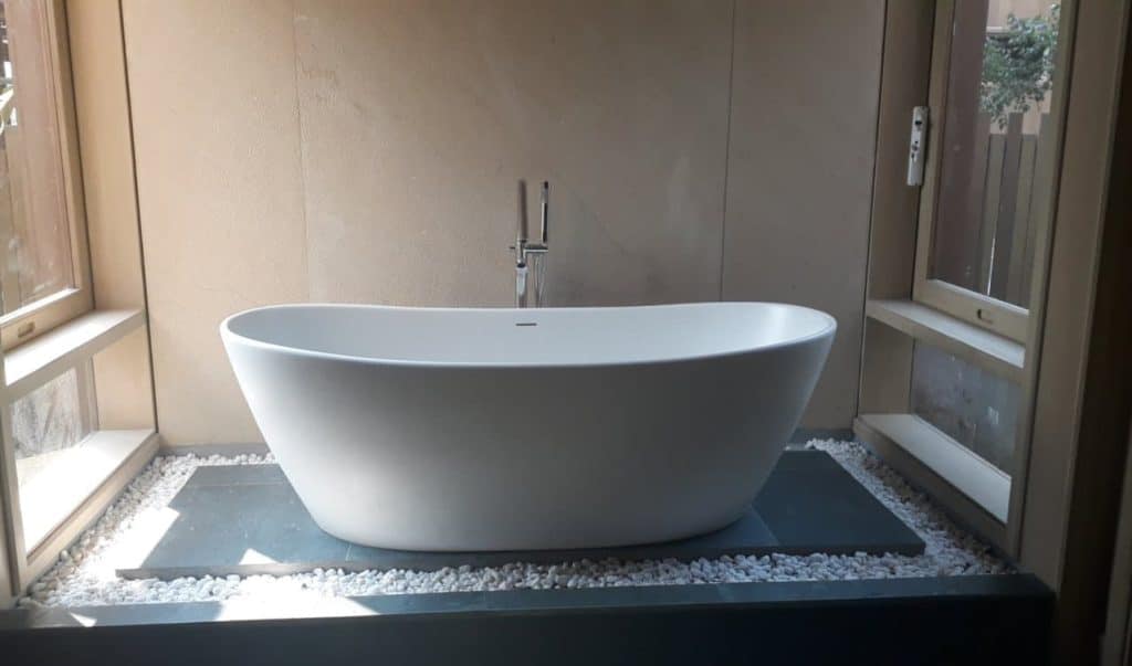 Bồn tắm Solid Surface KL-Loft